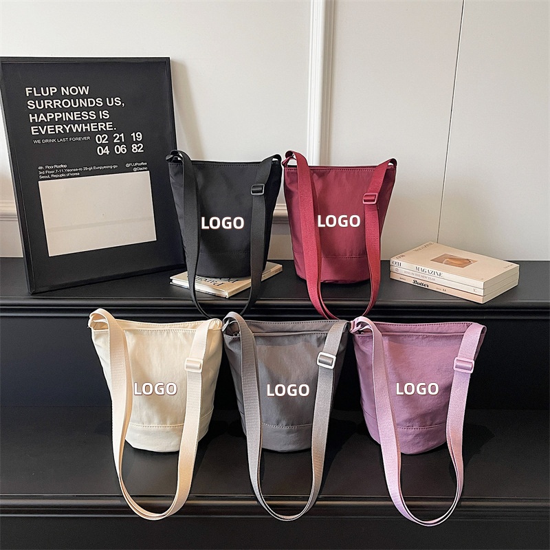 Сумка-тоут с индивидуальным ло – обзор и цена Women Bags Logo