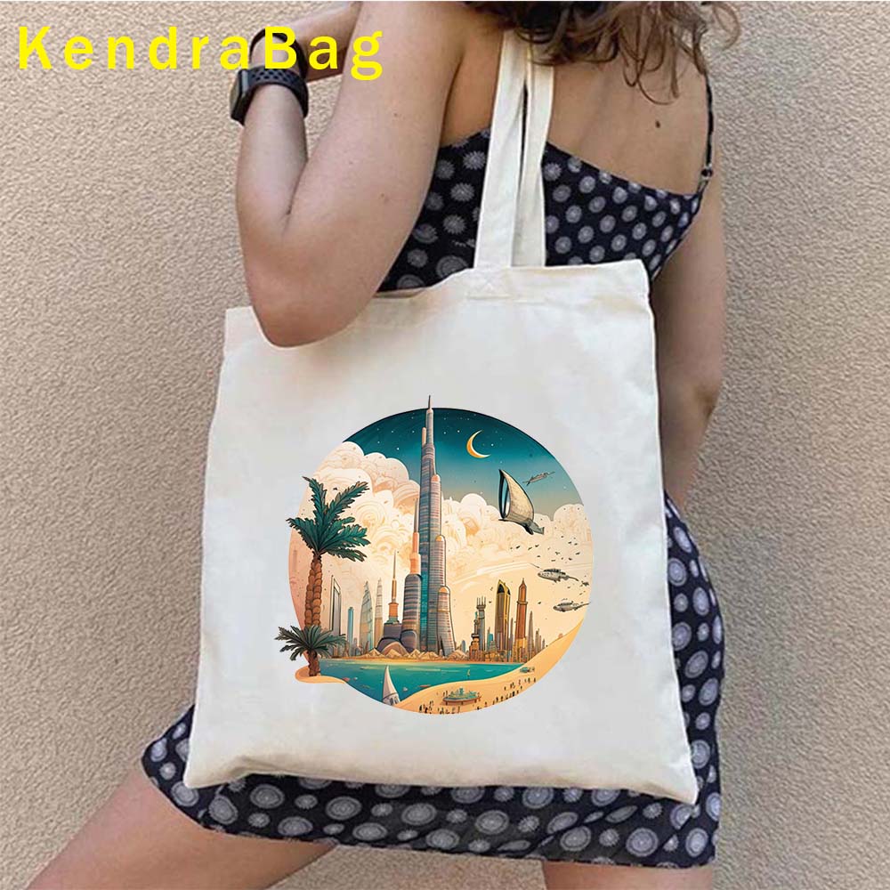Сумка-тоут с принтом эмблемы О – обзор и цена Women Bags Uae