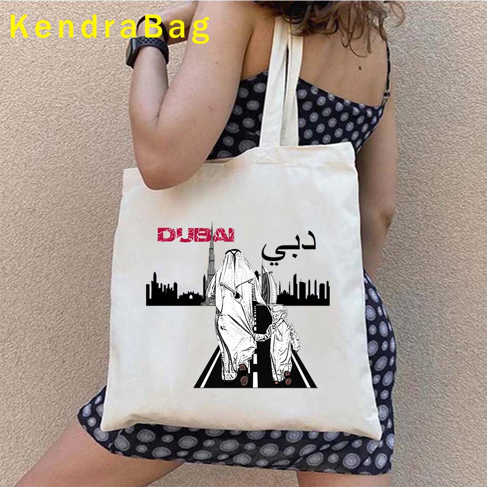Сумка-тоут с принтом эмблемы О – обзор и цена Women Bags Uae