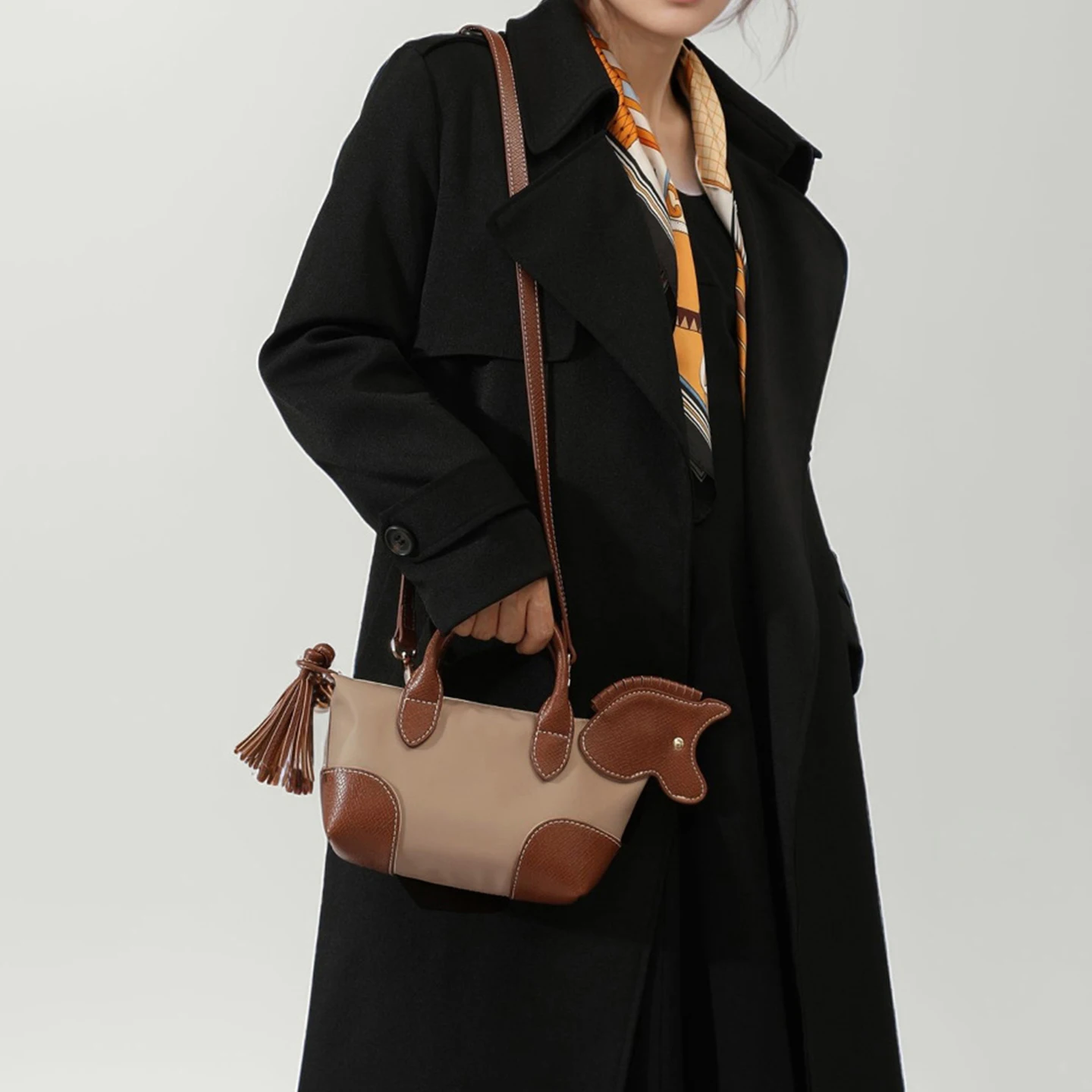 Милая сумка-пельмень с декором – обзор и цена Women Bags Max
